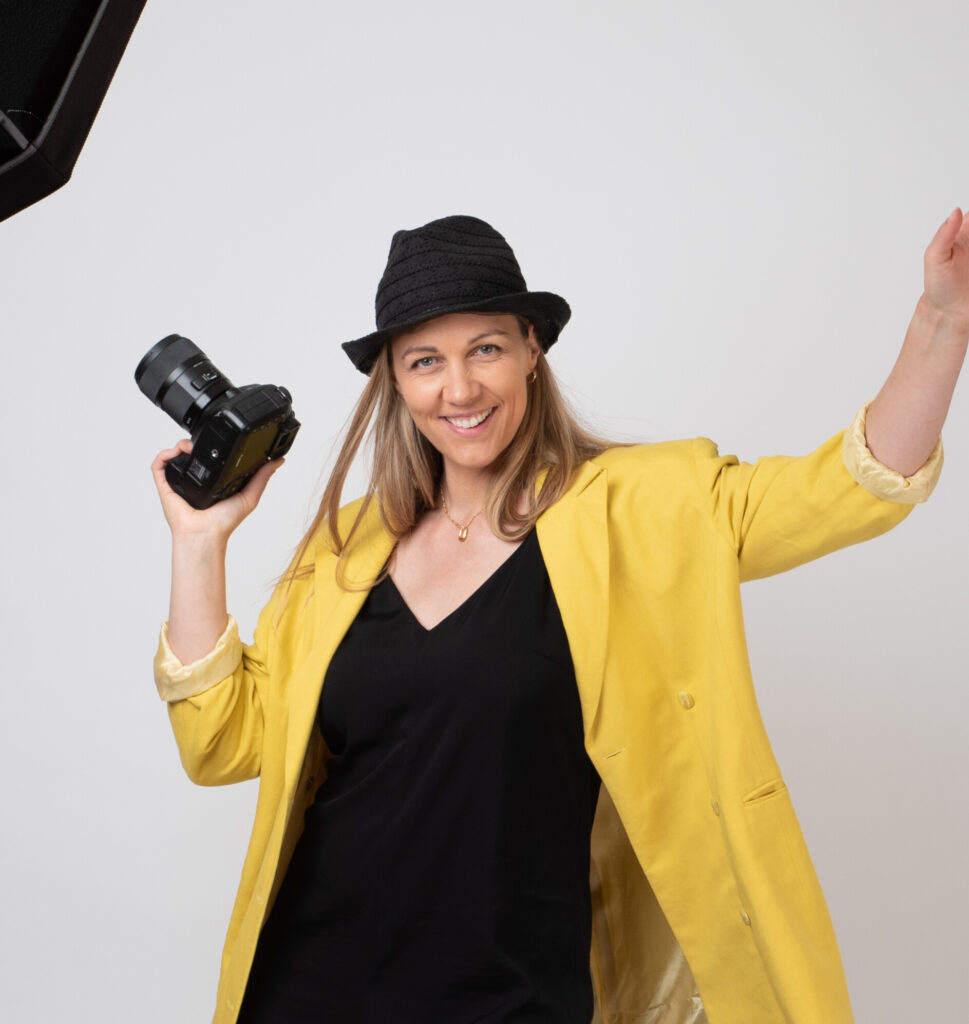 Ellen mit Kamera Geo